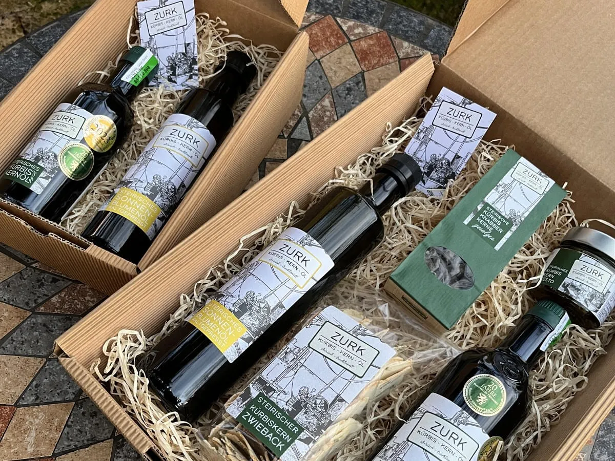 verschiedene Geschenkspakete